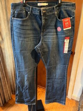 Levi's Dark Blue Mid-Rise Bootcut Jeans